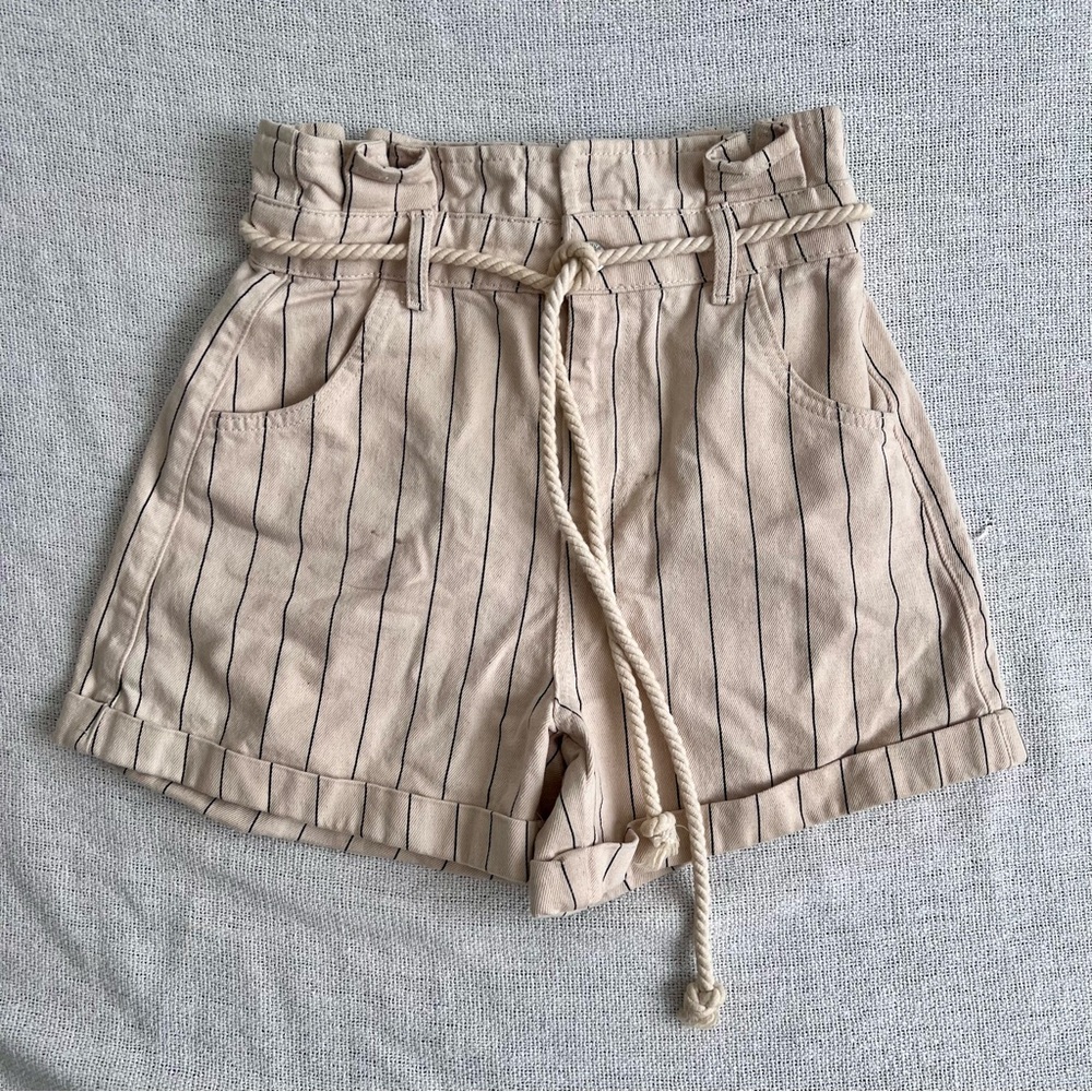 Topshop High Waist Beige Striped Shorts